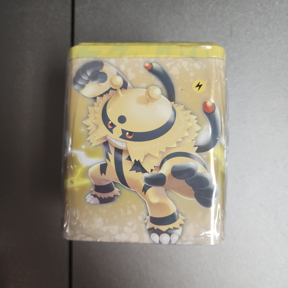 Pokemon 2022 Collectors Stacking Tin - LIGHTNING TIN, Yellow - 3 Packs & 1 Coin
